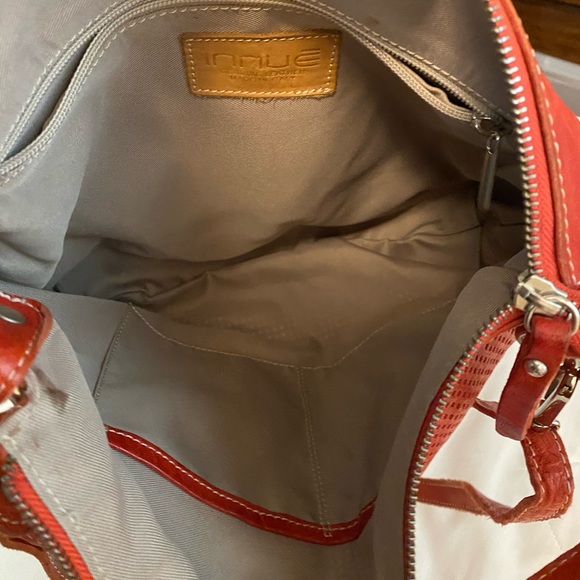 Innue genuine leather red bag - Picture 4 of 5